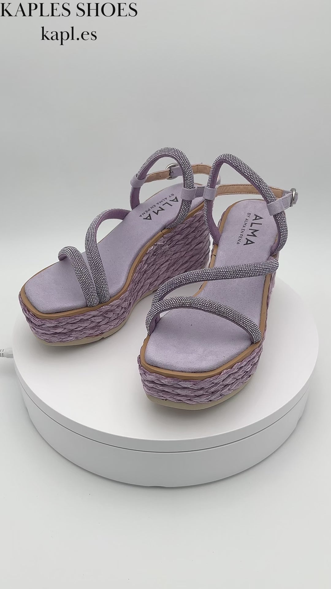 Sandalias Alma en Pena modelo ALMA V24AB2101 Siena en color lilac para mujer, mostrado en un video de 360 grados.