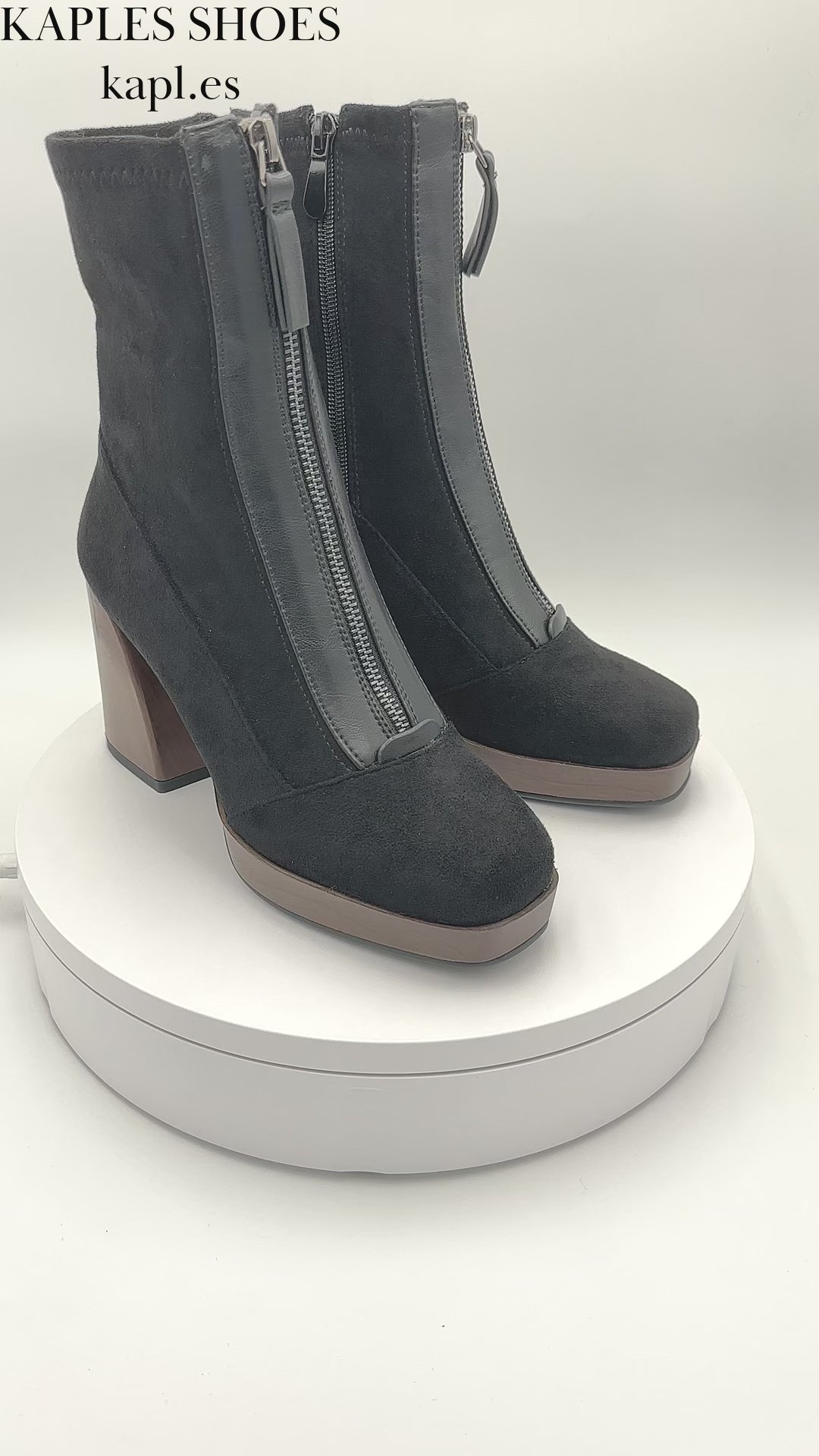 Botines de tacón Noa Harmon modelo Rossetti en color negro para mujer, mostrado en un video de 360 grados.