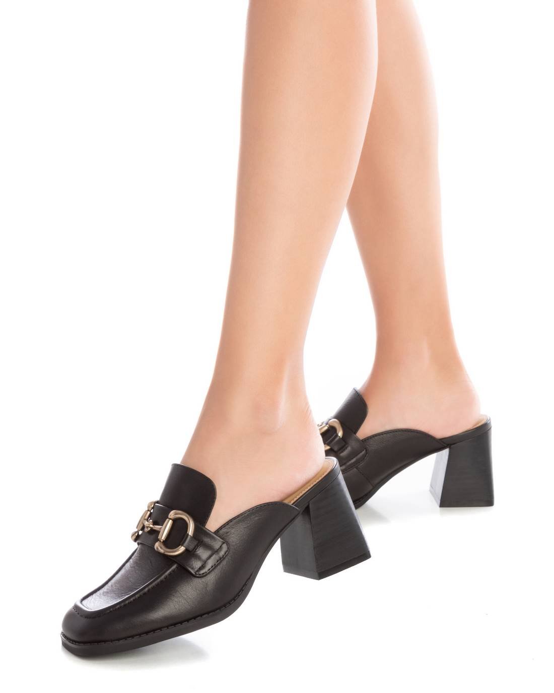 Carmela mujer zueco piel negro 16144504 - comprar online en KAPLES SHOES